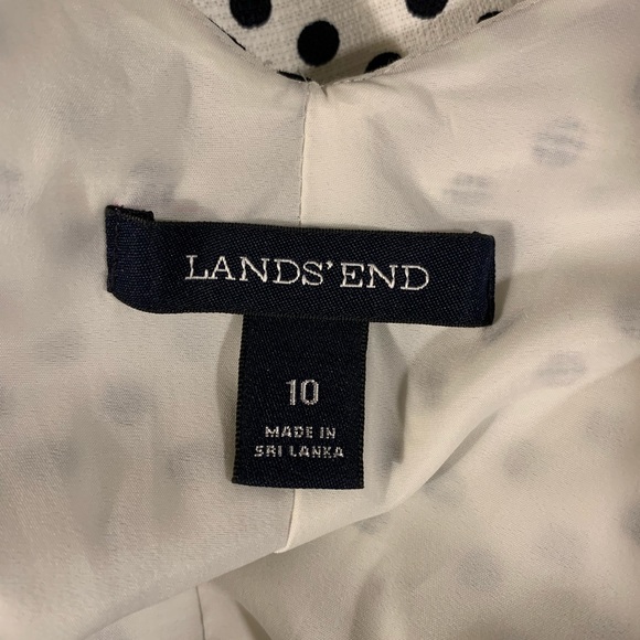 Lands End white shift dress with black polka dots. size 10. Pleated w/ pockets - Picture 6 of 11